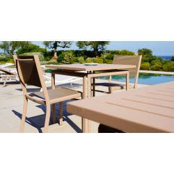 Table COSTA