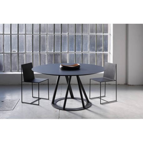 BIG IRONY - Table BIG IRONY - Table