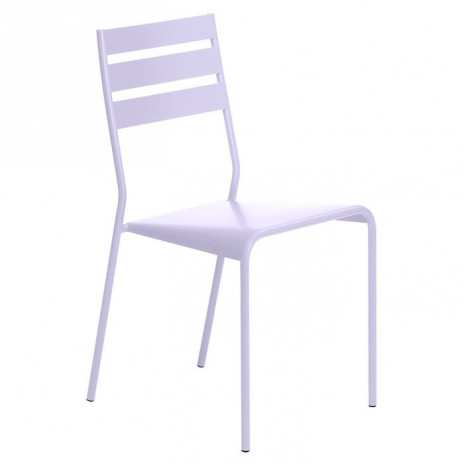 Chaise Facto