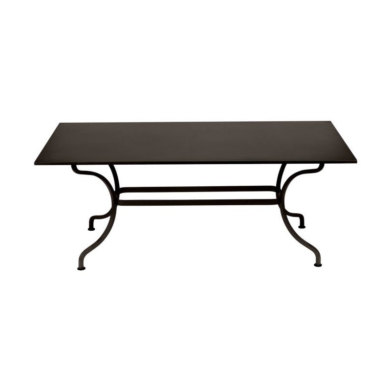 Table rectangulaire Romane