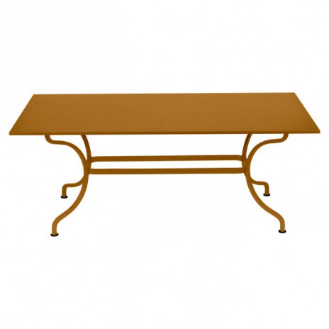 Table rectangulaire Romane