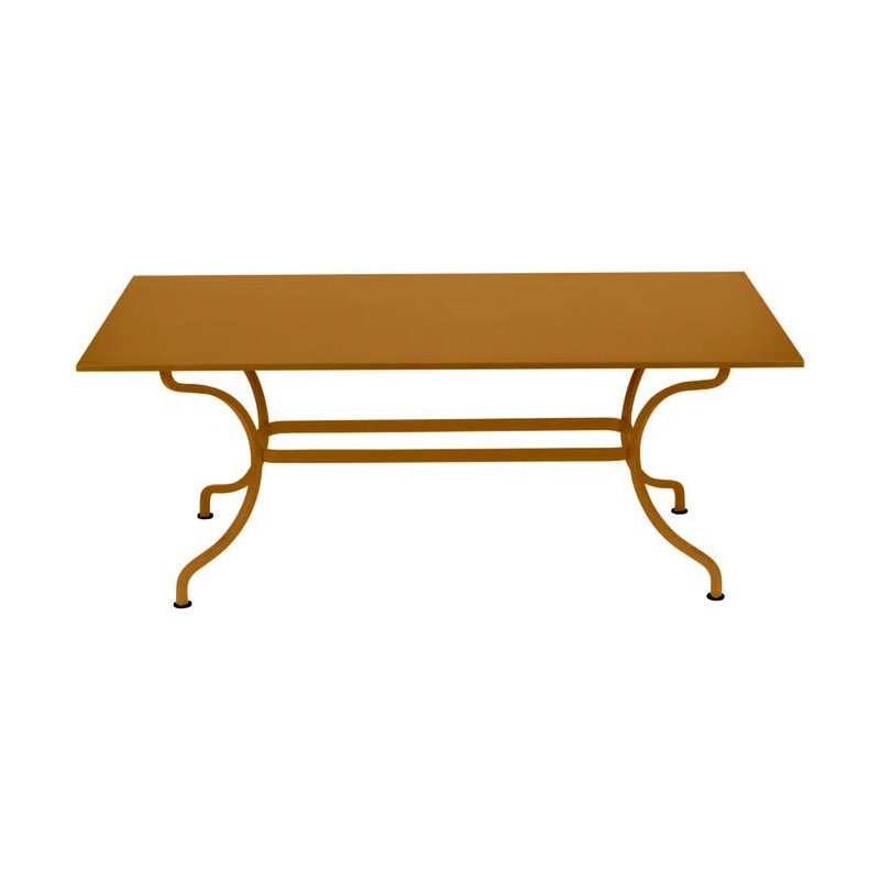 Table rectangulaire Romane