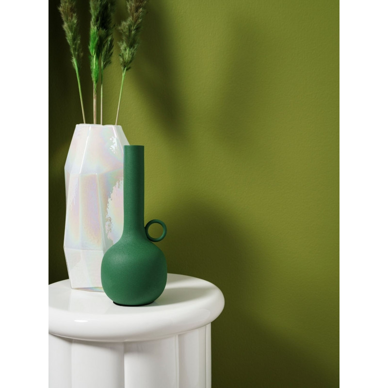 Vase Graphic Luster