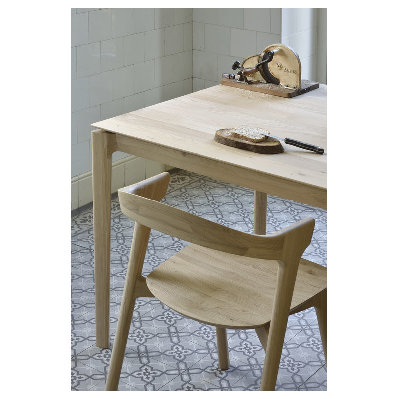 Table BOK en chêne Table BOK en chêne